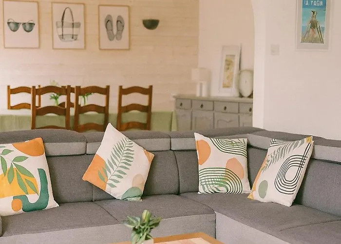 Holiday home Pecherie, Grande Maison Familiale En Bord De La Plaine-sur-Mer