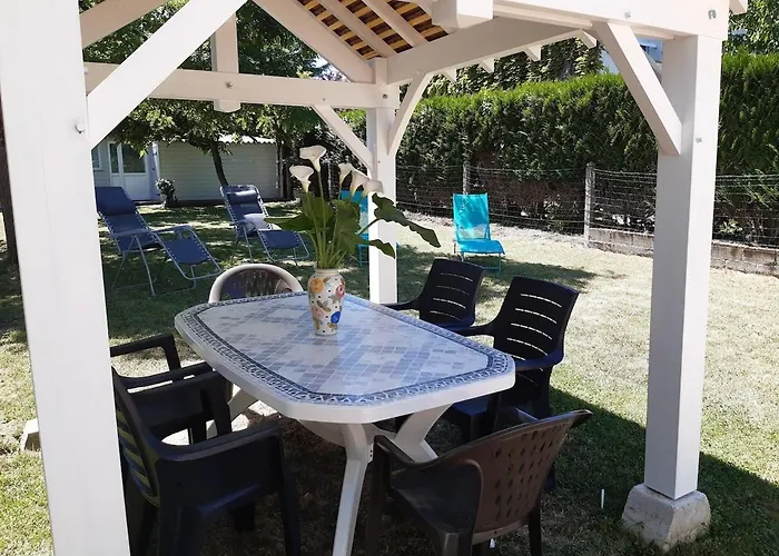 Pecherie, Grande Maison Familiale En Bord De Holiday home